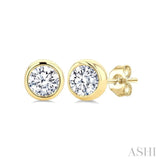 1/4 Ctw Bezel Set Round Cut Diamond Stud Earrings in 14K Yellow Gold