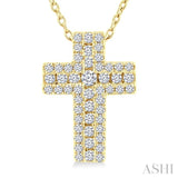 1/4 Ctw Cross Round Cut Diamond Fashion Pendant With Chain in 14K Yellow Gold