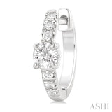 .40CTRDDM PETITE HUGGIE ER WG 14K-G*